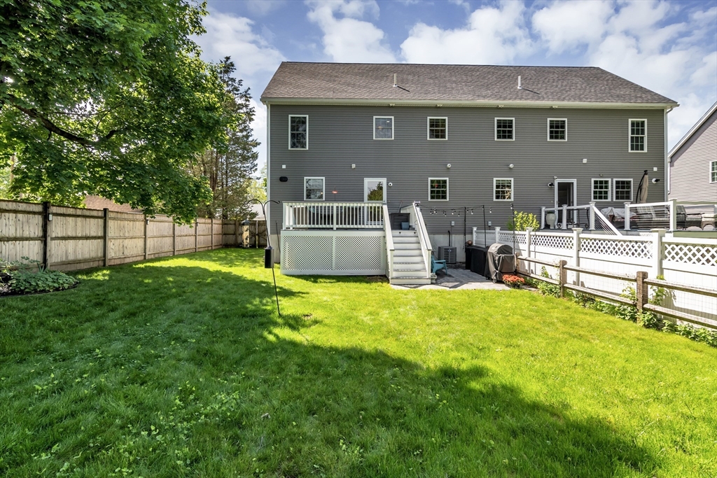 Haverhill, Massachusetts, 01830, United States, 3 Bedrooms Bedrooms, ,3 BathroomsBathrooms,Residential,For Sale,2048419
