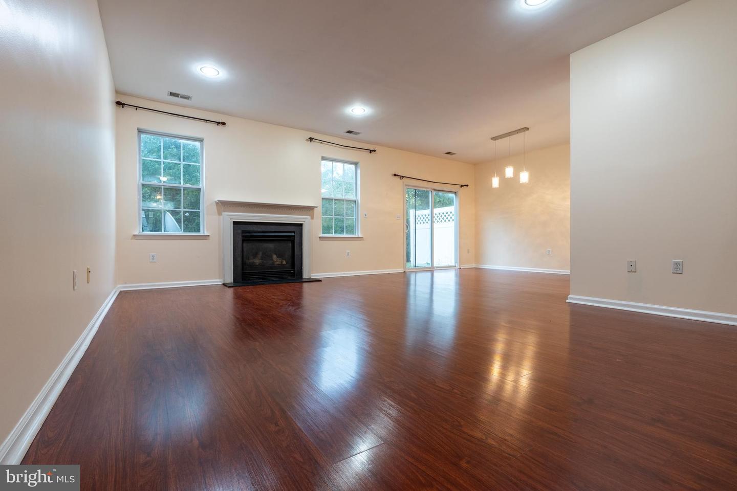 Pennington, New Jersey, 08534, United States, 3 Bedrooms Bedrooms, ,3 BathroomsBathrooms,Residential,For Sale,1939731