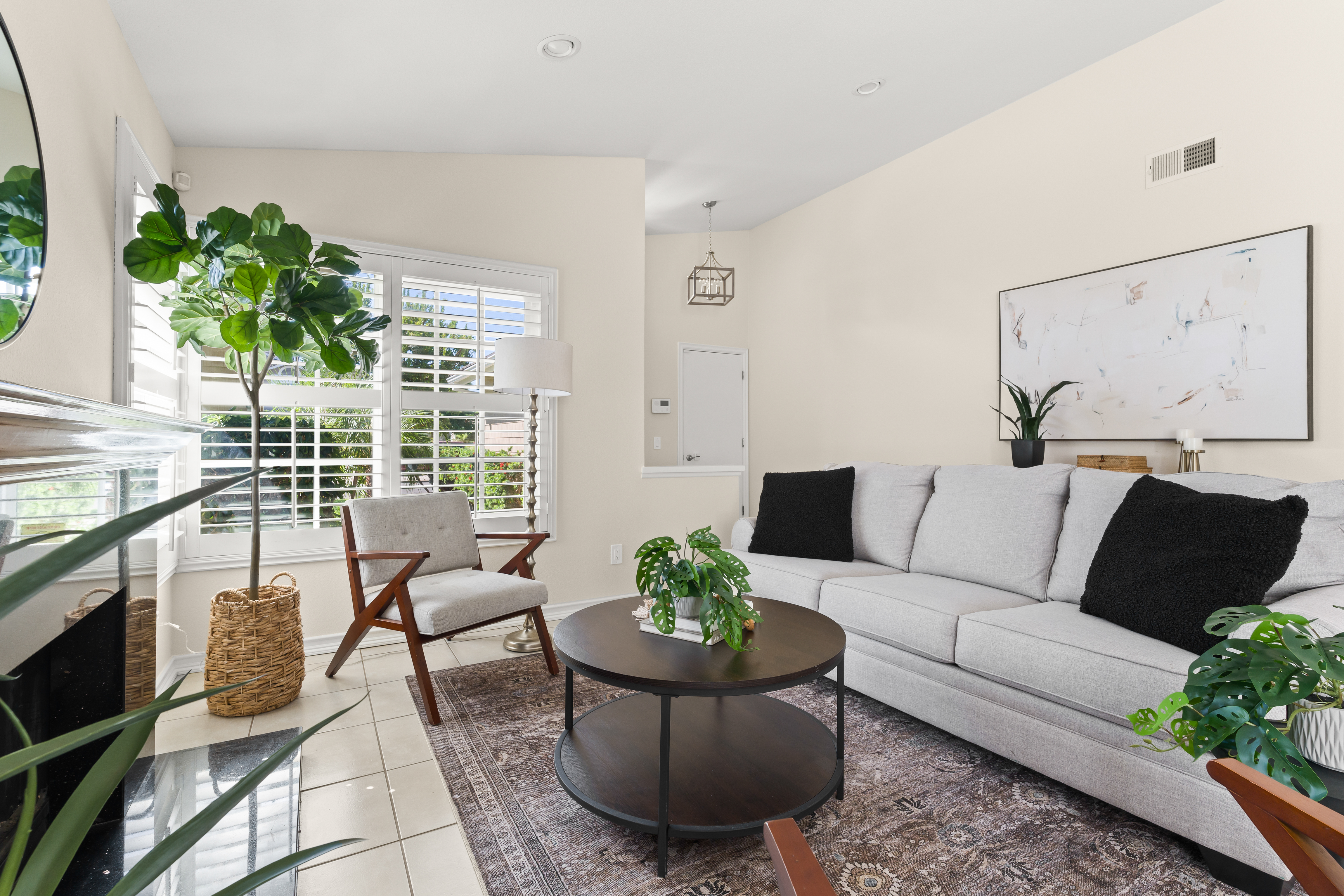  220 Camino El Rincon, Camarillo, CA 93012 - 物件實景