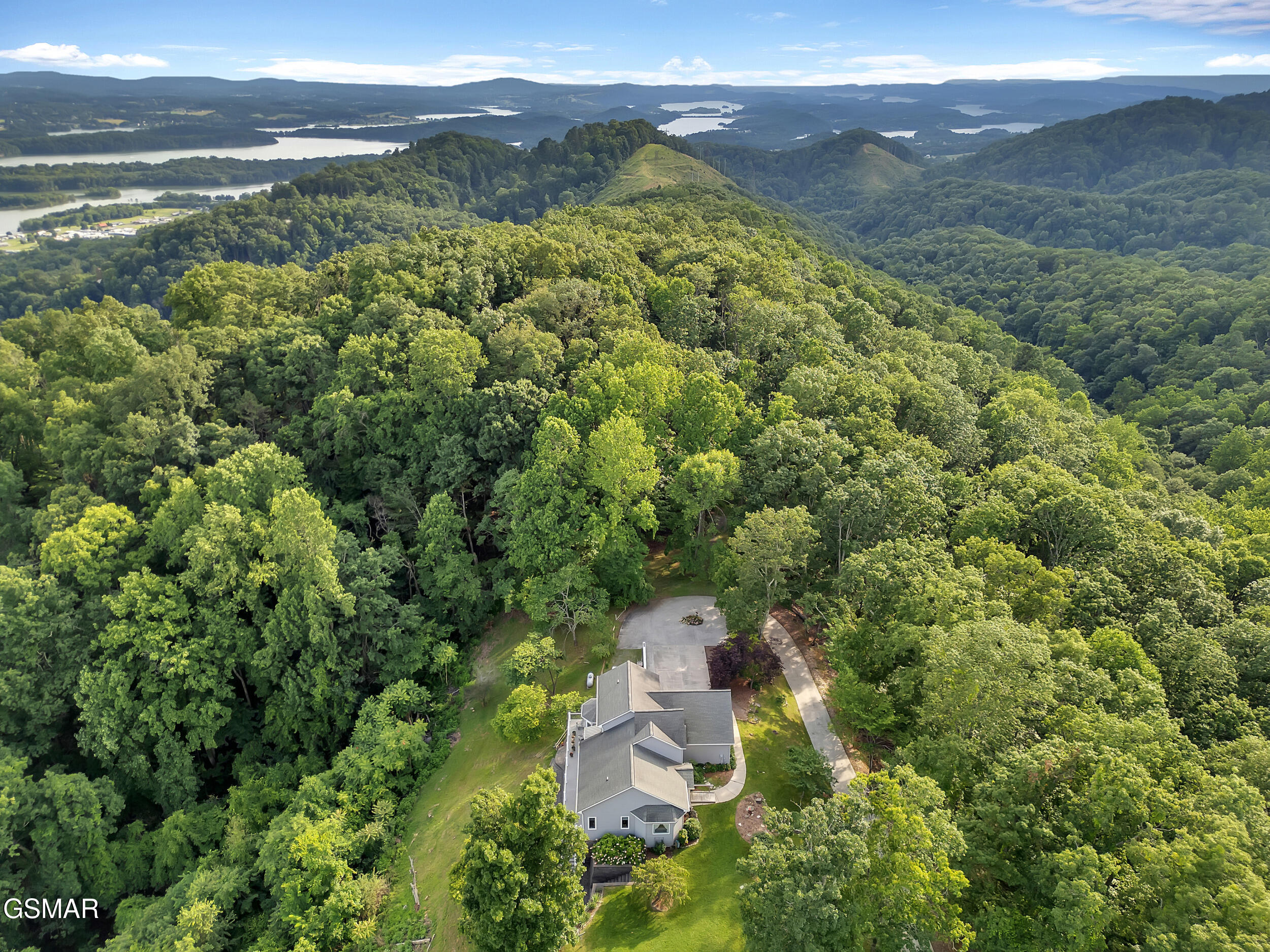 Mooresburg, Tennessee, 37811, United States, 2 Bedrooms Bedrooms, ,4 BathroomsBathrooms,Residential,For Sale,1861149