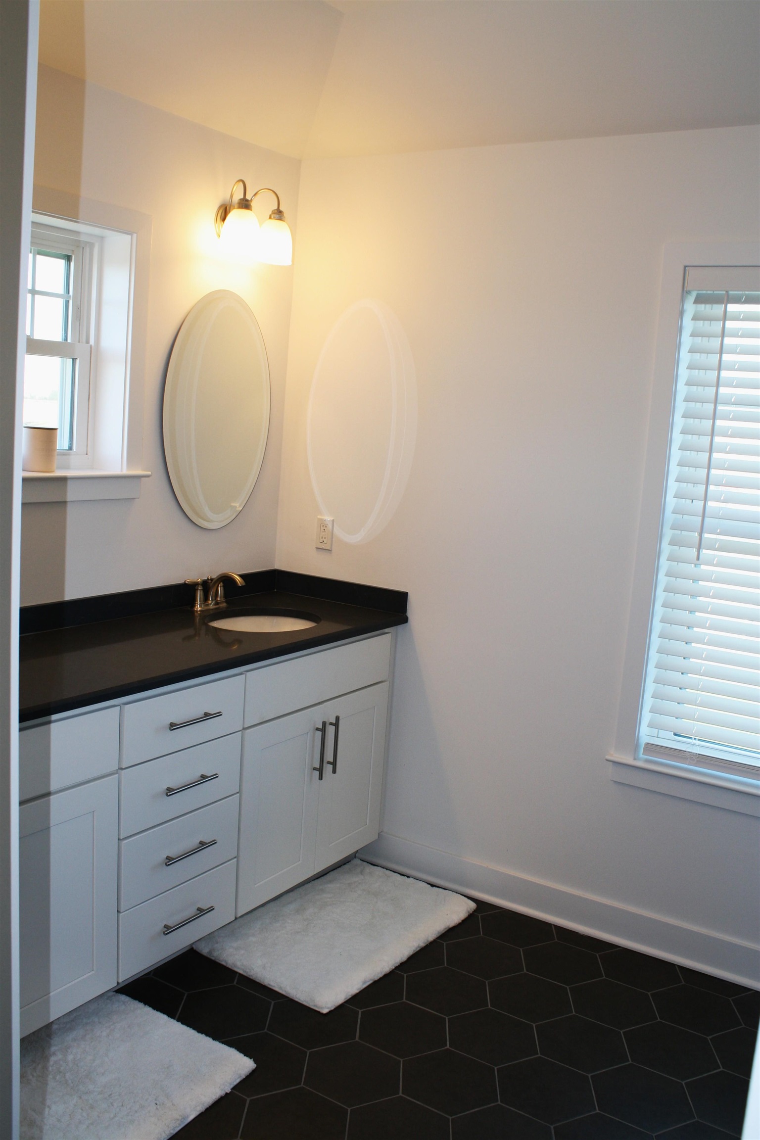 North Wildwood, New Jersey, 08260, United States, 4 Bedrooms Bedrooms, ,3 BathroomsBathrooms,Residential,For Sale,1987370