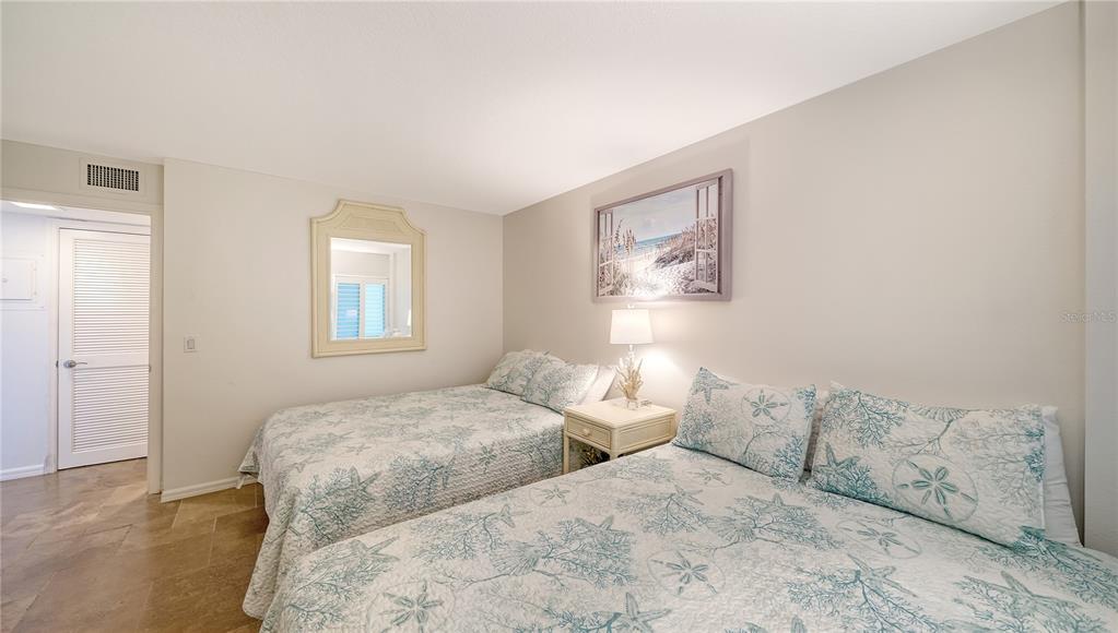 Sarasota, Florida, 34242, United States, 2 Bedrooms Bedrooms, ,2 BathroomsBathrooms,Residential,For Sale,1827426