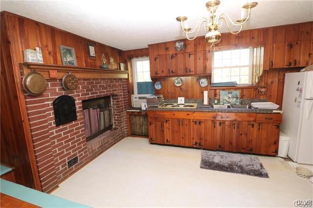 Whitehall Twp, Pennsylvania, 18052, United States, 6 Bedrooms Bedrooms, ,4 BathroomsBathrooms,Residential,For Sale,1931733