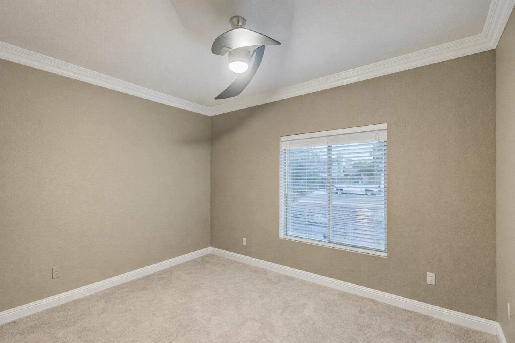  938 E Knight Lane, Tempe, AZ, 85284 - 物件實景