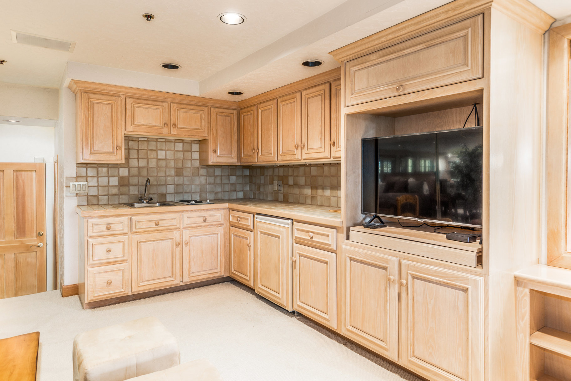  Rare End Unit in Stag Lodge with Unmatched Views & Ski Access - 物件實景