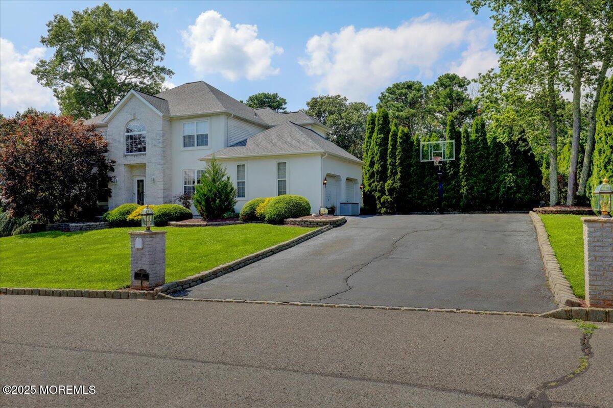 Howell, New Jersey, 07731, United States, 4 Bedrooms Bedrooms, ,3 BathroomsBathrooms,Residential,For Sale,1902992