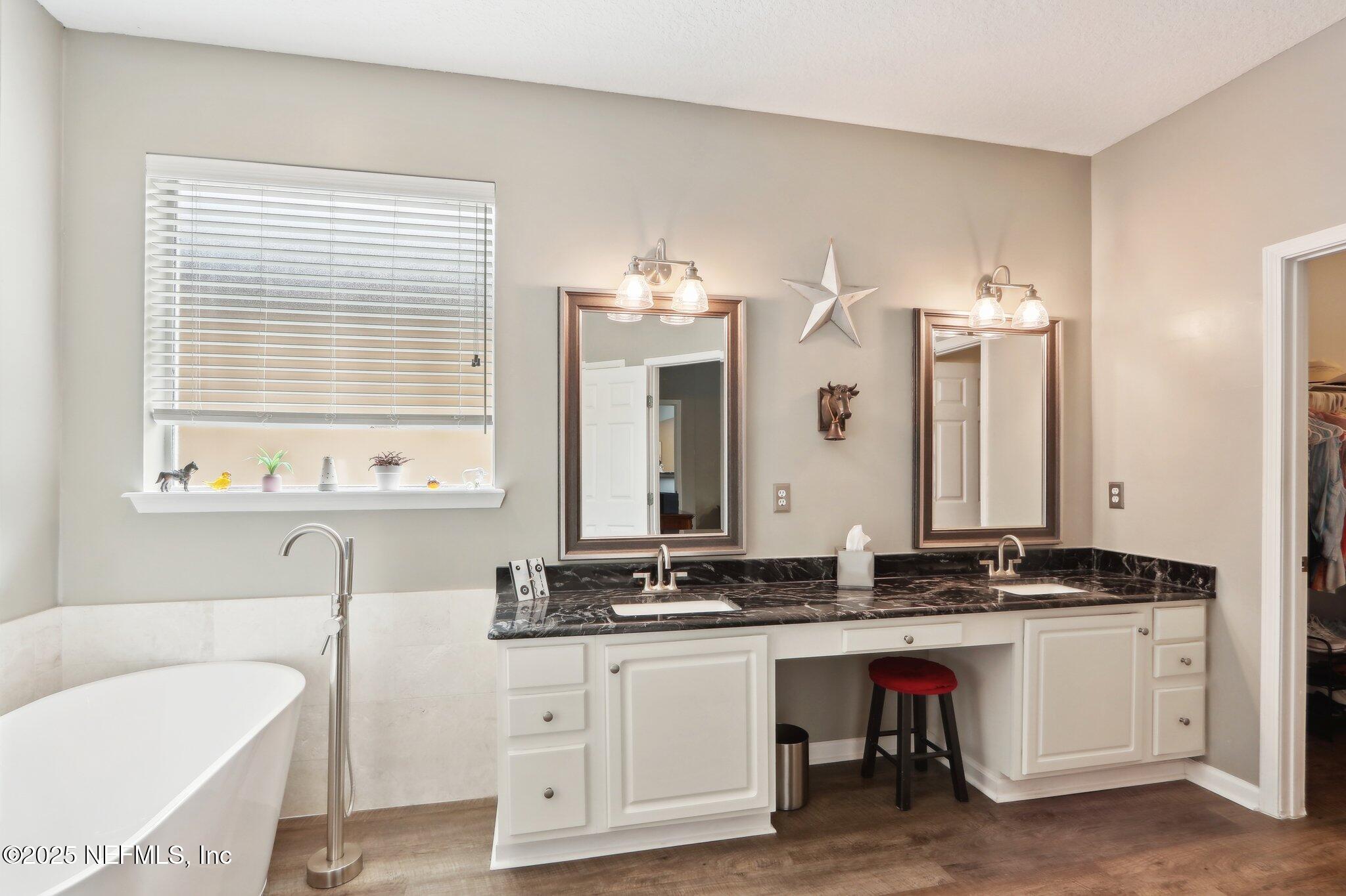 Ponte Vedra Beach, Florida, 32082, United States, 5 Bedrooms Bedrooms, ,4 BathroomsBathrooms,Residential,For Sale,1901610