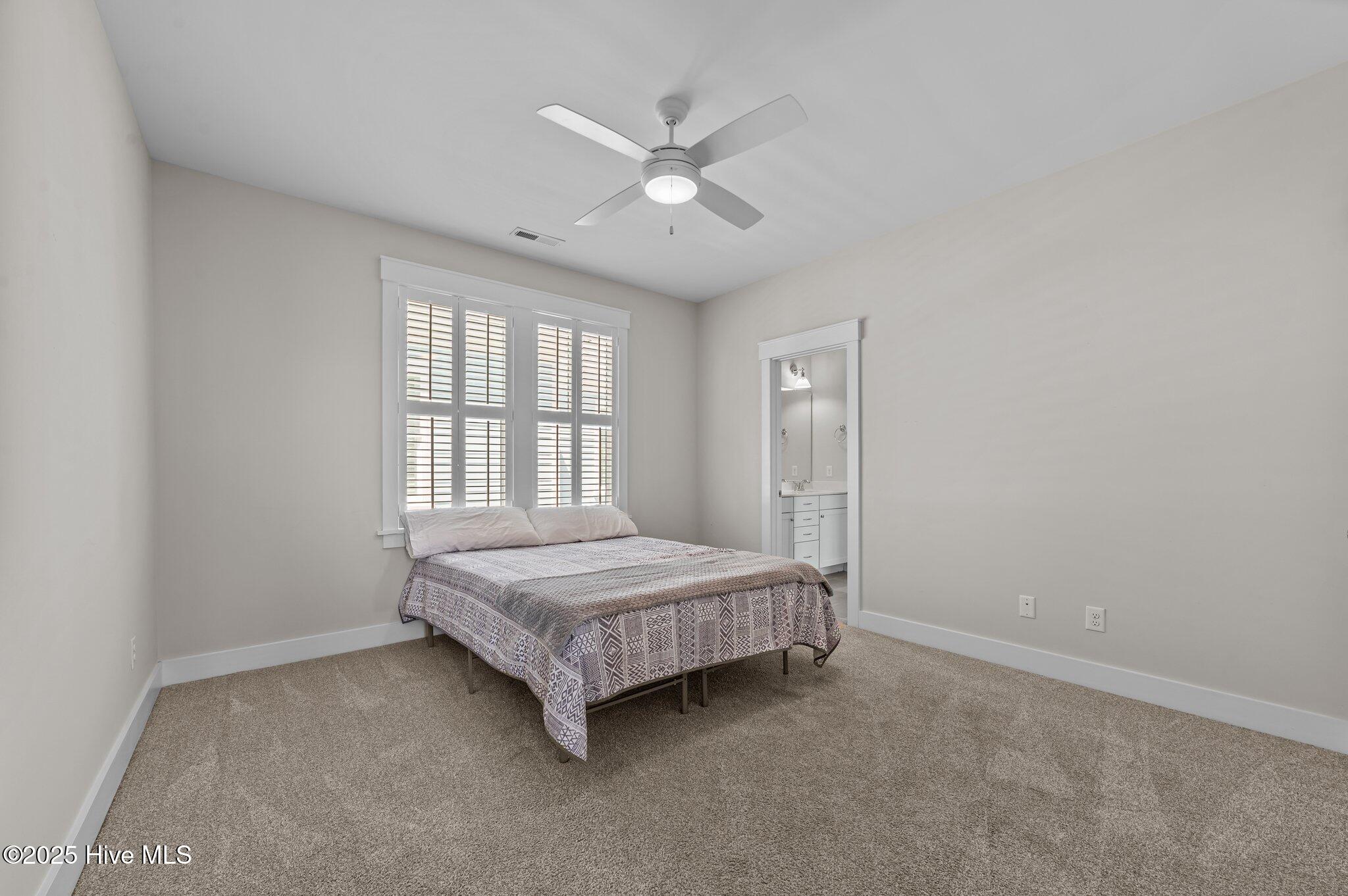 Washington, North Carolina, 27889, United States, 3 Bedrooms Bedrooms, ,3 BathroomsBathrooms,Residential,For Sale,1768142