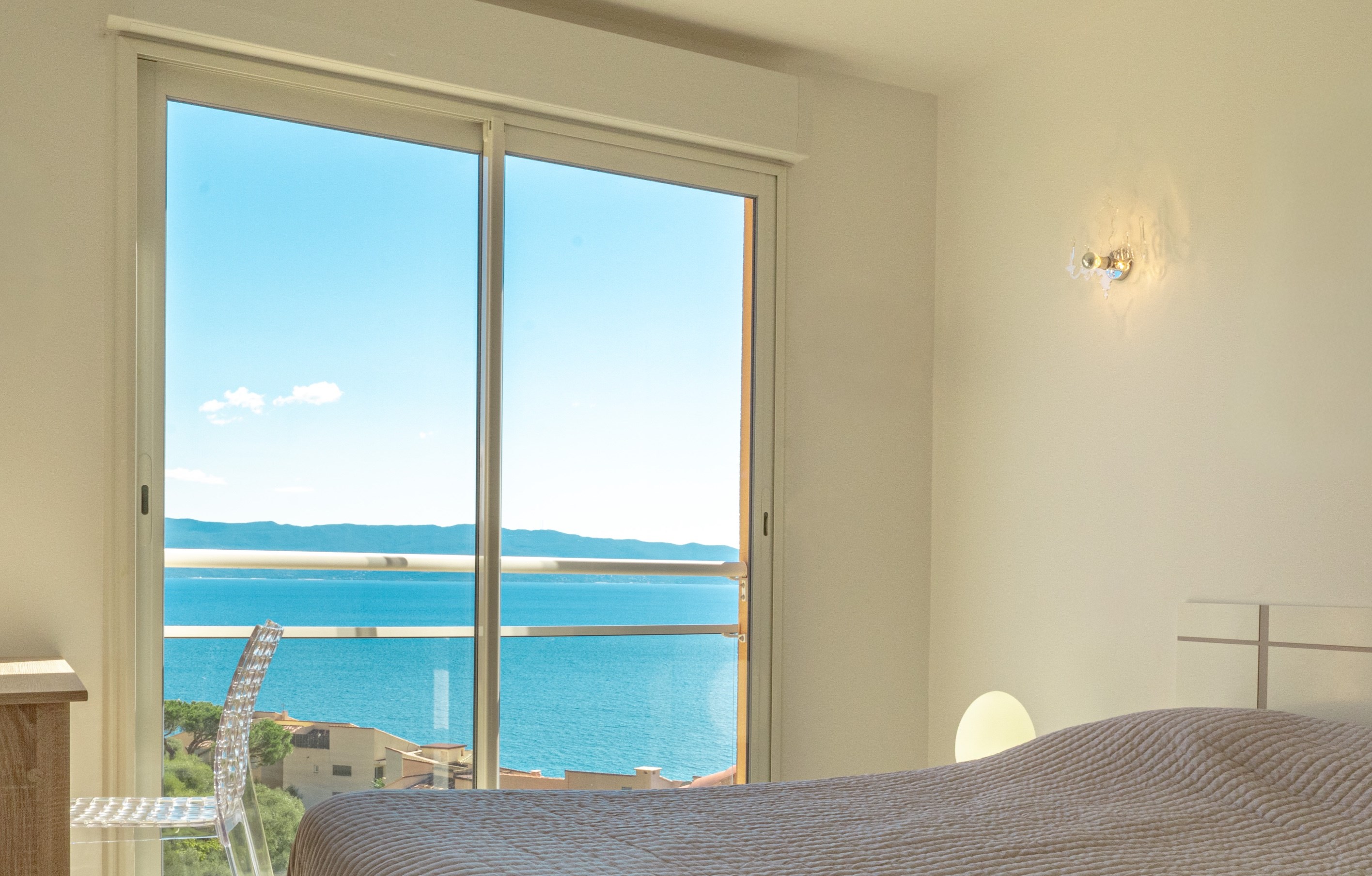  For sale : Luxury apartment, terrace, and panoramic sea view - Route des Iles S… - 物件實景