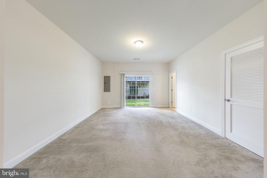 Haymarket, Virginia, 20169, United States, 3 Bedrooms Bedrooms, ,4 BathroomsBathrooms,Residential,For Sale,1904244