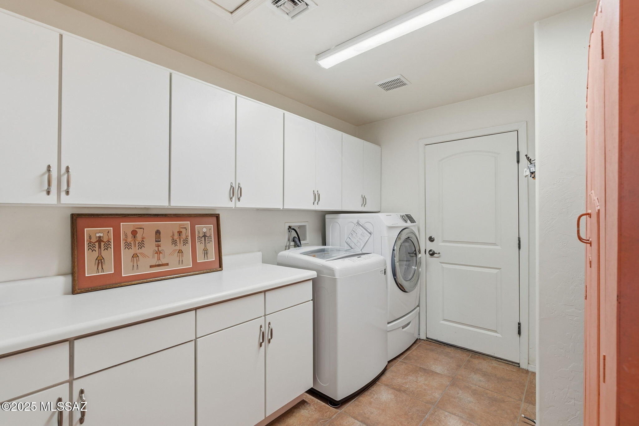 Green Valley, Arizona, 85614, United States, 3 Bedrooms Bedrooms, ,2 BathroomsBathrooms,Residential,For Sale,1989151