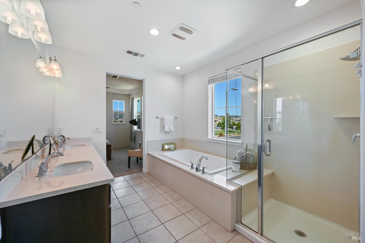 Rohnert Park, California, 94928, United States, 3 Bedrooms Bedrooms, ,3 BathroomsBathrooms,Residential,For Sale,1925027