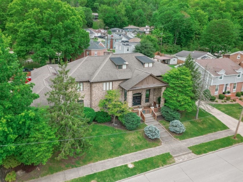 Paintsville, Kentucky, 41240, United States, 6 Bedrooms Bedrooms, ,6 BathroomsBathrooms,Residential,For Sale,1936965