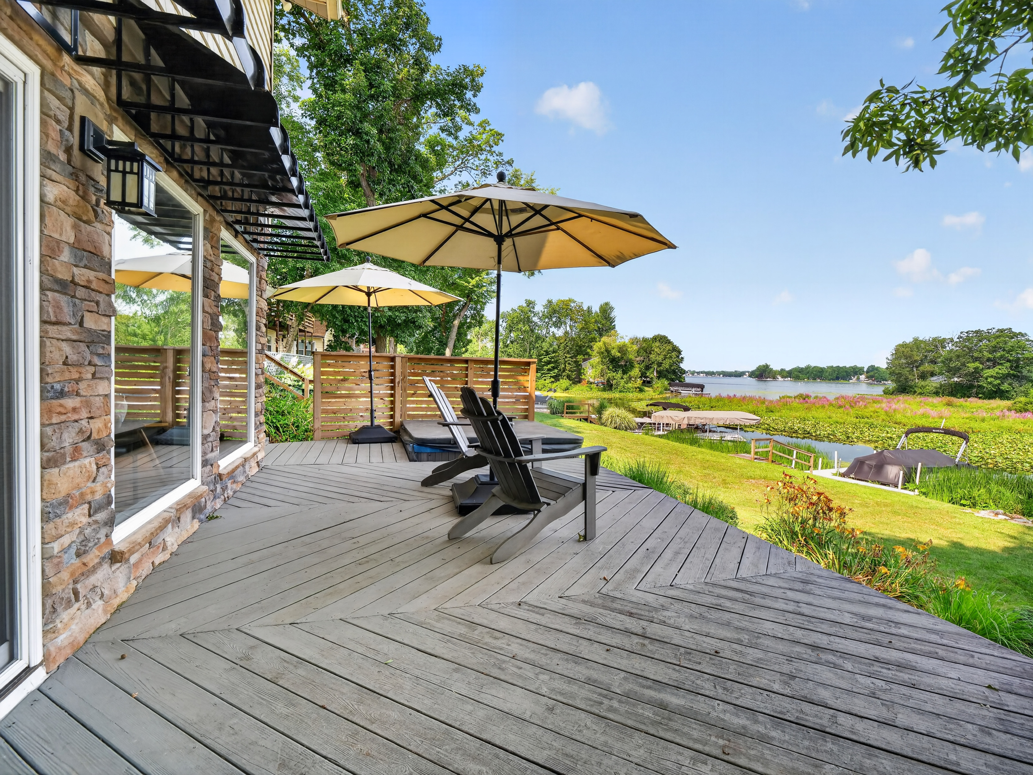  Four Bedroom Webster Lake Home - 物件實景