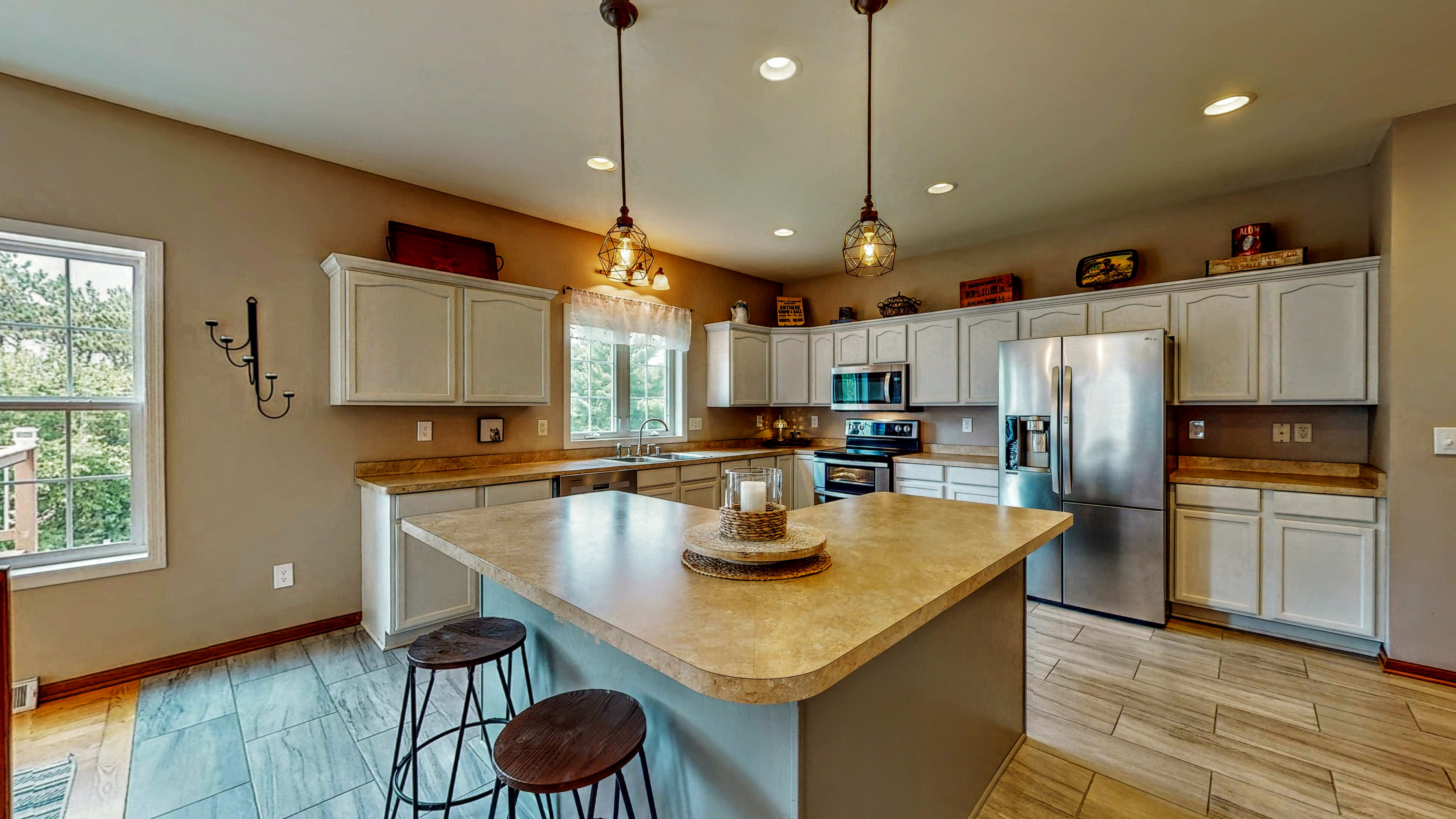 Koshkonong, Wisconsin, 53538, United States, 4 Bedrooms Bedrooms, ,4 BathroomsBathrooms,Residential,For Sale,1982148