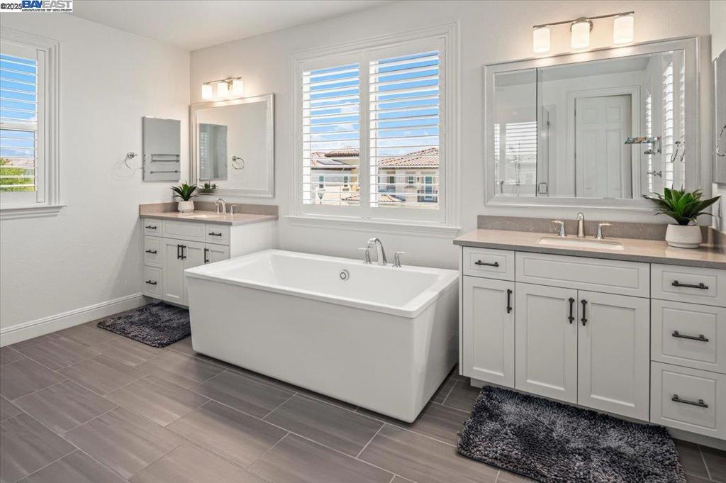 San Ramon, California, 94582, United States, 4 Bedrooms Bedrooms, ,4 BathroomsBathrooms,Residential,For Sale,1905667
