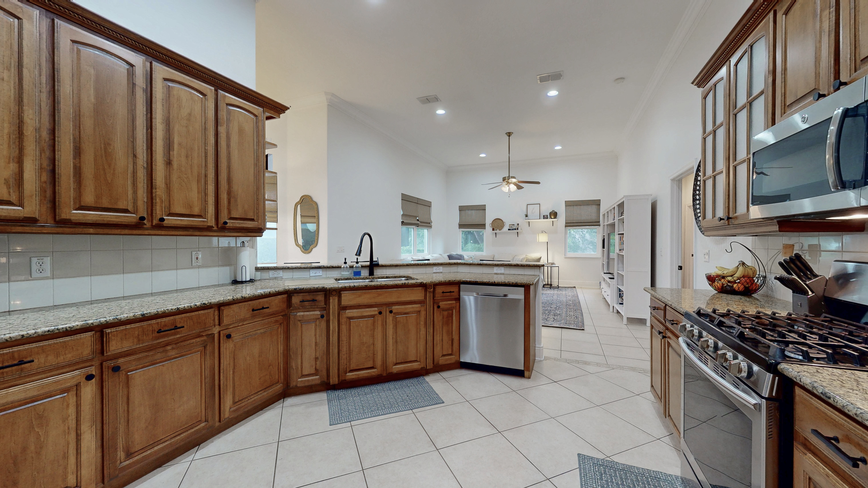 Clermont, Florida, 34711, United States, 4 Bedrooms Bedrooms, ,3 BathroomsBathrooms,Residential,For Sale,1975367