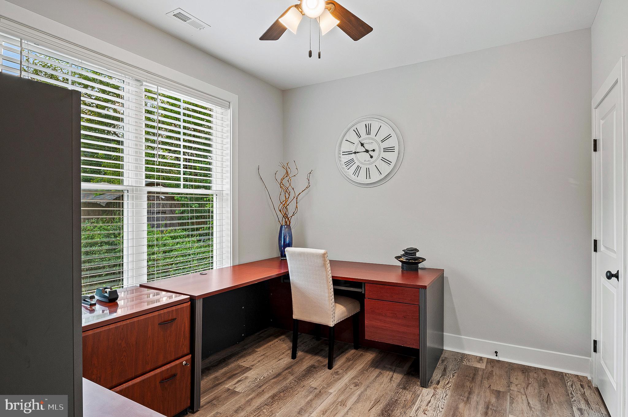 Edgewater, Maryland, 21037, United States, 5 Bedrooms Bedrooms, ,3 BathroomsBathrooms,Residential,For Sale,1895020