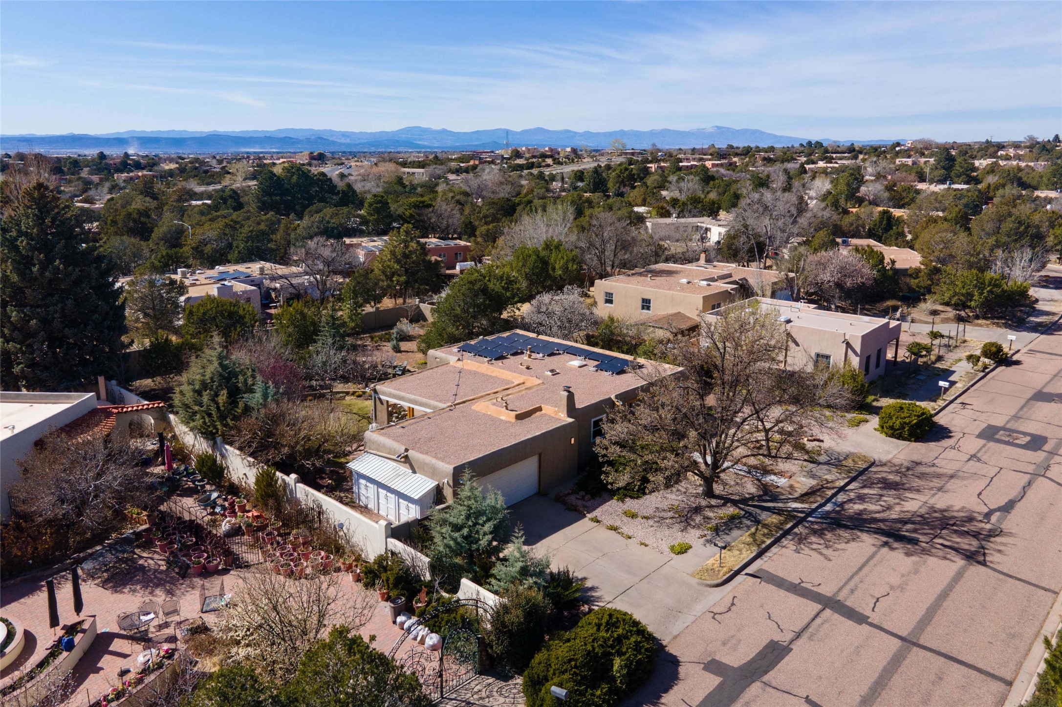  626 Calle de Valdez - 物件實景