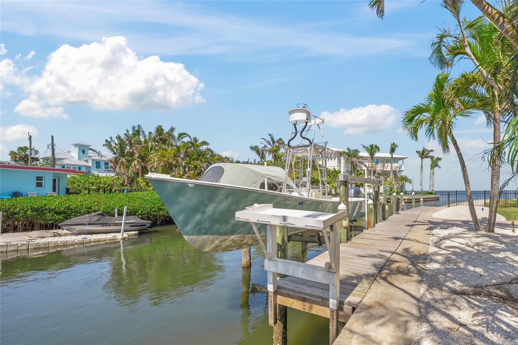 Holmes Beach, Florida, 34217, United States, 5 Bedrooms Bedrooms, ,5 BathroomsBathrooms,Residential,For Sale,1770392