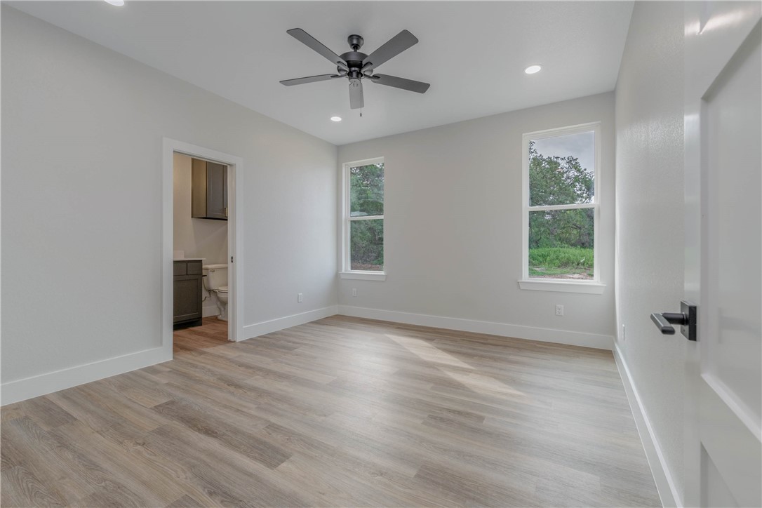 Franklin, Texas, 77856, United States, 4 Bedrooms Bedrooms, ,4 BathroomsBathrooms,Residential,For Sale,1880577