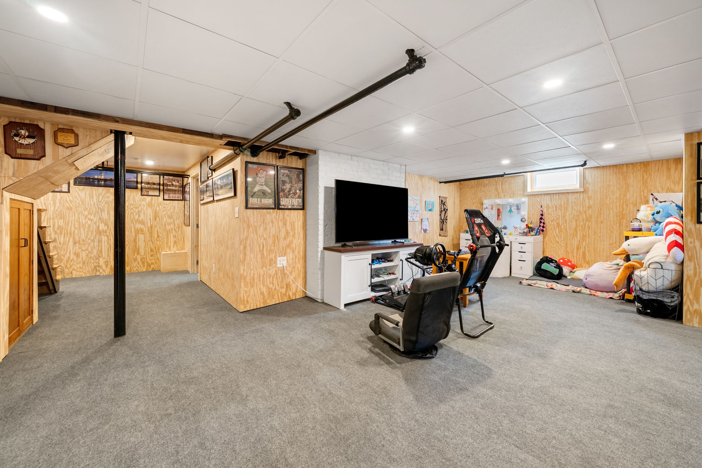  50 Hillside Rd, Dedham, MA, 02026 - 物件實景