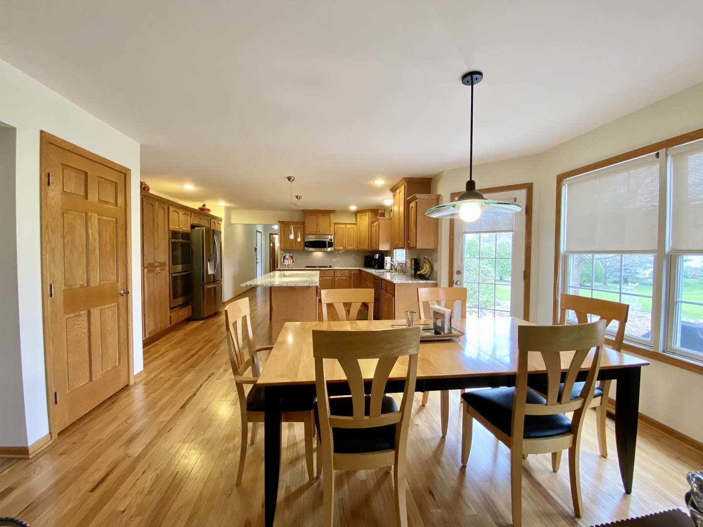 Frankfort, Illinois, 60423, United States, 5 Bedrooms Bedrooms, ,3 BathroomsBathrooms,Residential,For Sale,1923148