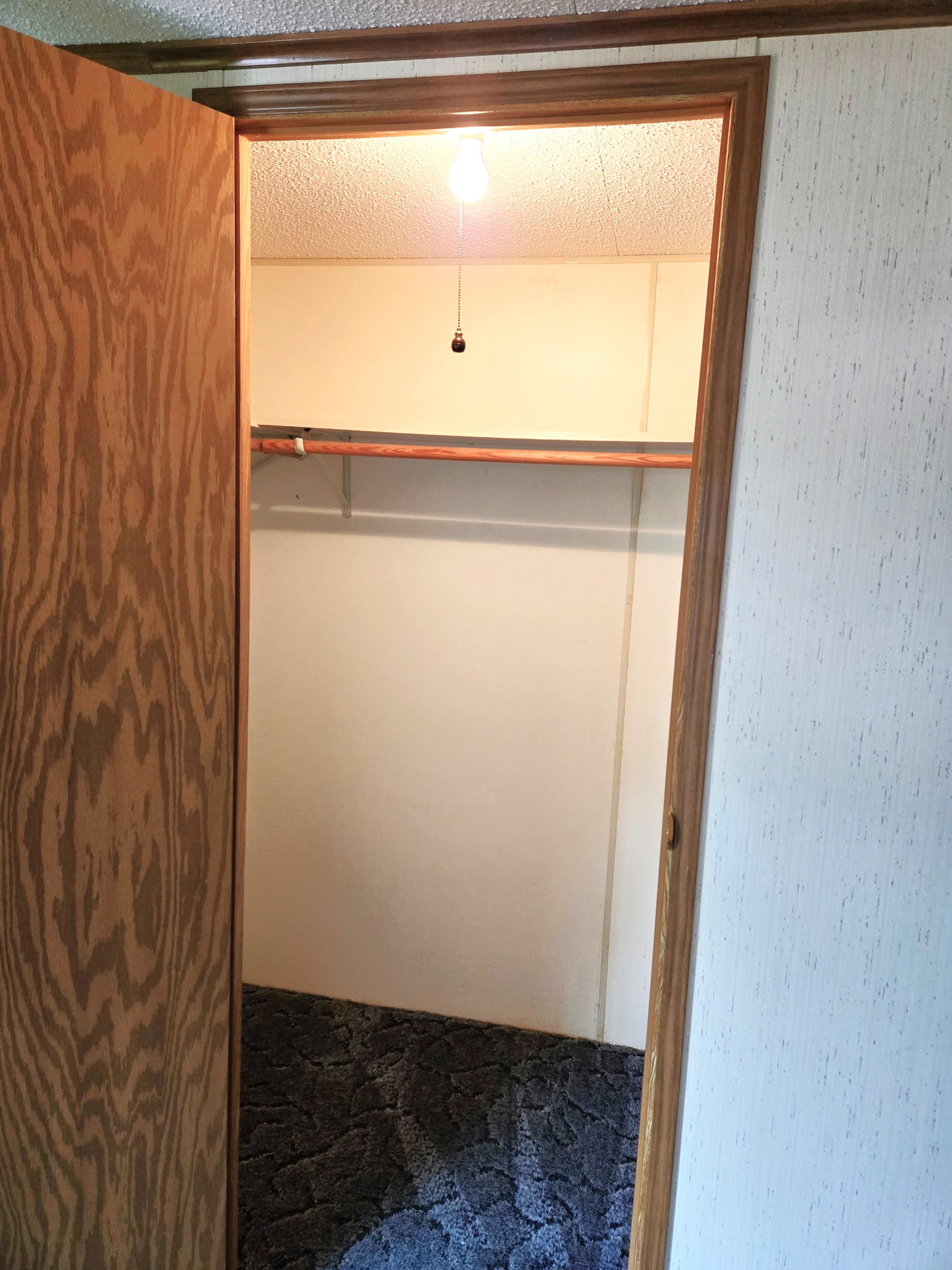 Osawatomie, Kansas, 66064, United States, 3 Bedrooms Bedrooms, ,2 BathroomsBathrooms,Residential,For Sale,1920353