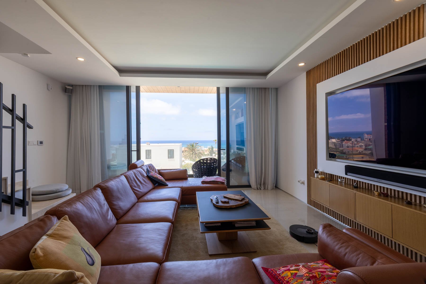  3-Bedroom Sea View Penthouse with Private Roof Terrace in Chloraka, Pafos - 物件實景