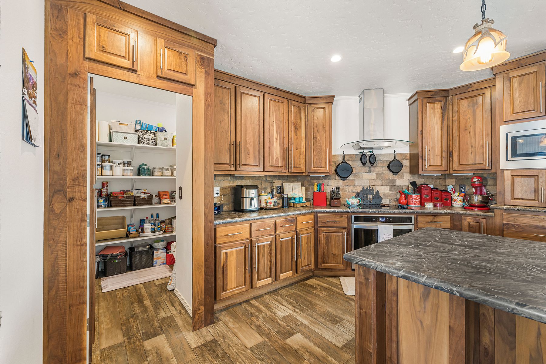  Summit Way - 物件實景