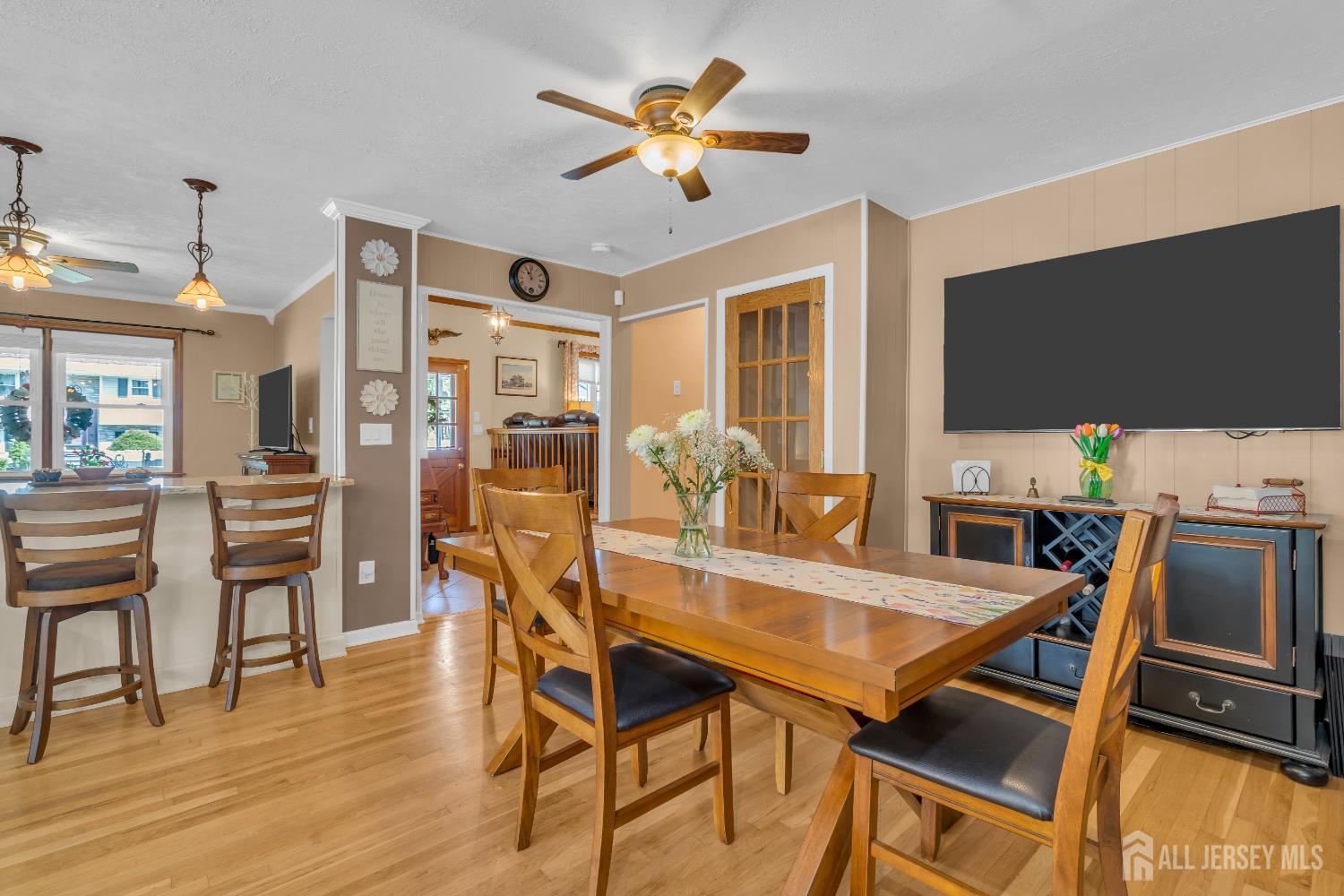 South Plainfield, New Jersey, 07080, United States, 3 Bedrooms Bedrooms, ,3 BathroomsBathrooms,Residential,For Sale,1939790