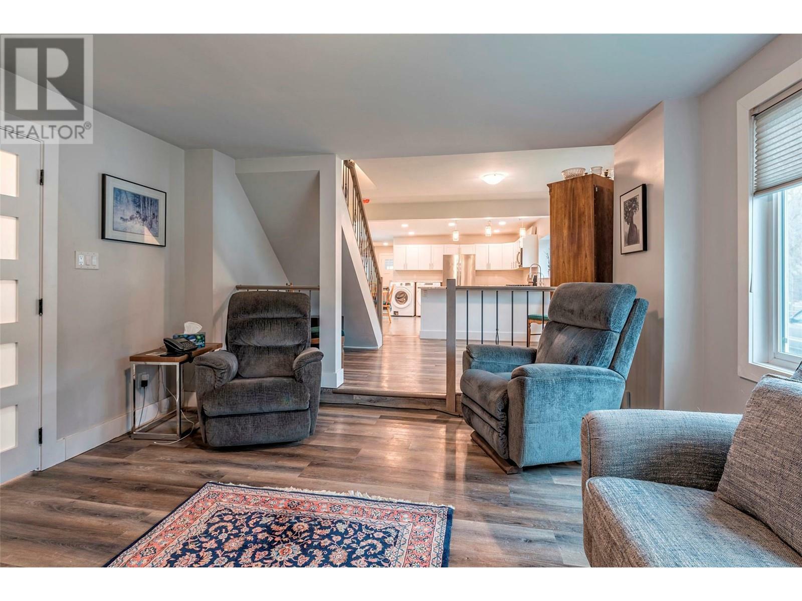FALKLAND, British Columbia, V0E 1W0, CA, 3 Bedrooms Bedrooms, ,2 BathroomsBathrooms,Residential,For Sale,1836666