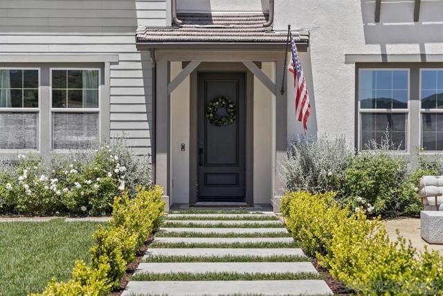 Escondido, California, 92029, United States, 5 Bedrooms Bedrooms, ,5 BathroomsBathrooms,Residential,For Sale,2029971