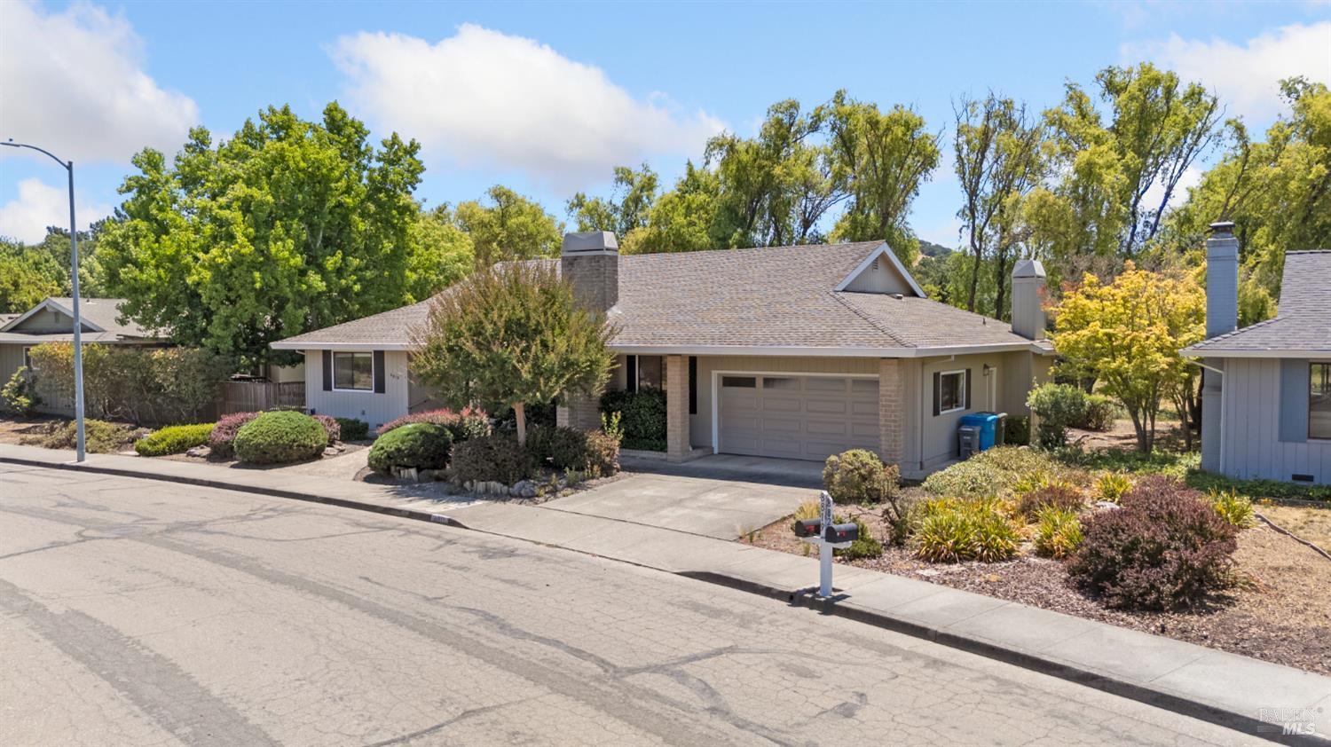 Santa Rosa, California, 95409, United States, 3 Bedrooms Bedrooms, ,2 BathroomsBathrooms,Residential,For Sale,1924390