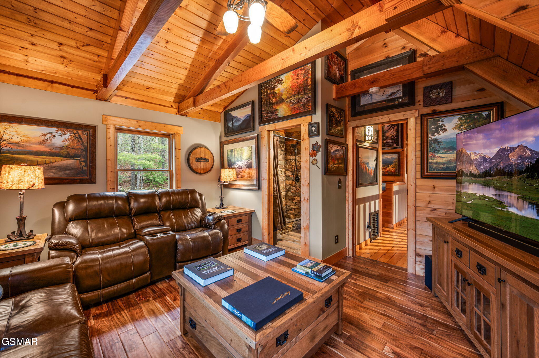 Walland, Tennessee, 37886, United States, 3 Bedrooms Bedrooms, ,4 BathroomsBathrooms,Residential,For Sale,2008541
