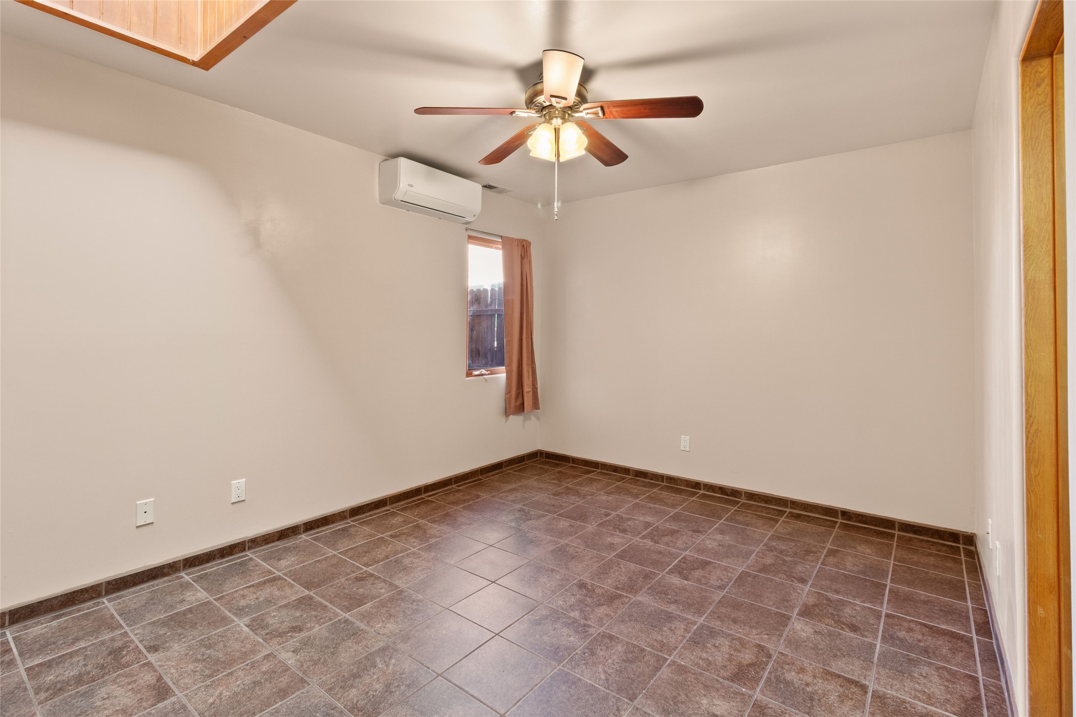  3008 Cliff Palace - 物件實景