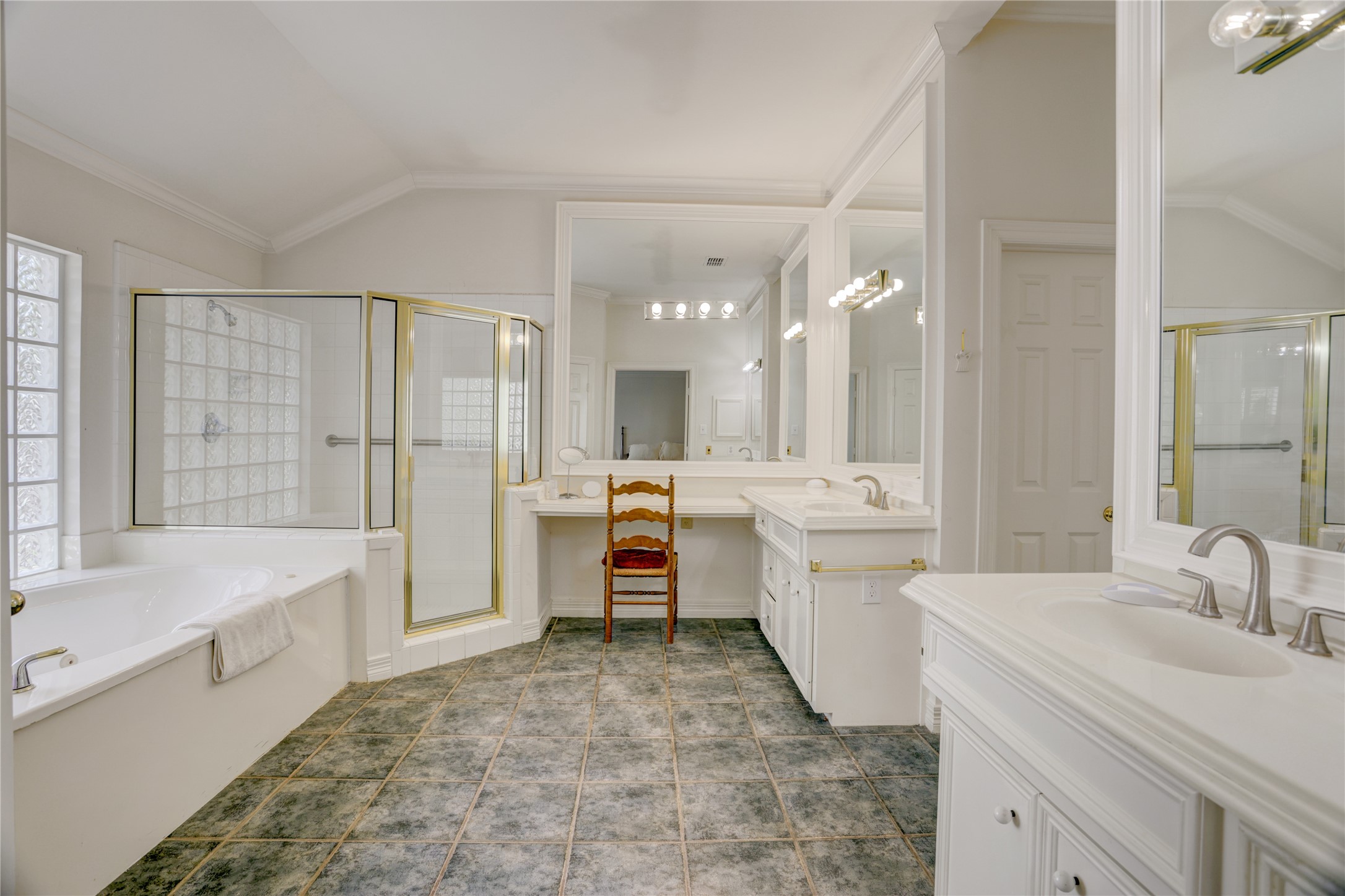  4024 Lanark Lane - 物件實景