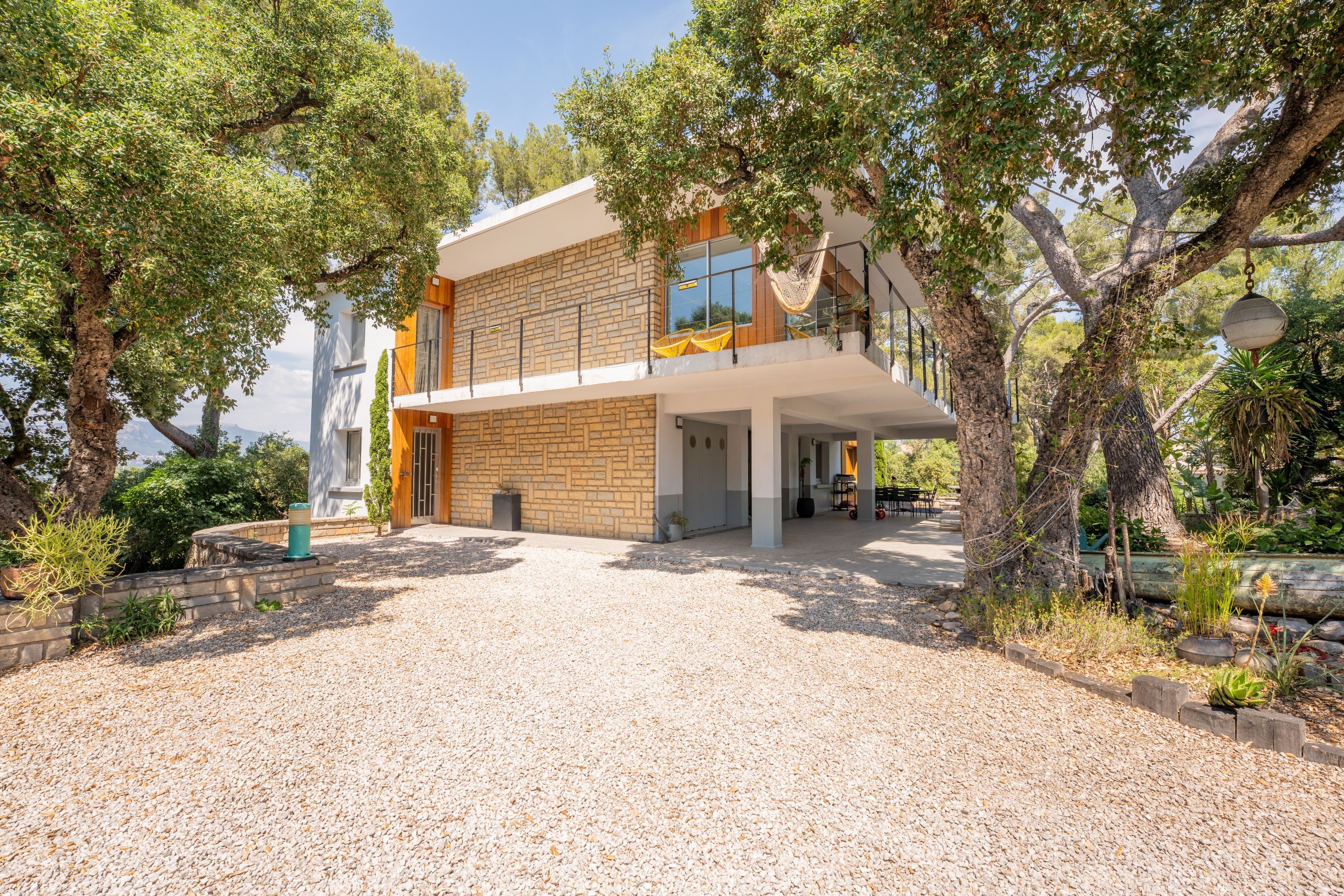  La Seyne-sur-Mer, Evescat neighborhood– Contemporary Home on Expansive Grounds - 物件實景