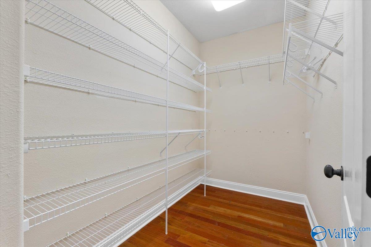 Hazel Green, Alabama, 35750, United States, 5 Bedrooms Bedrooms, ,4 BathroomsBathrooms,Residential,For Sale,1846923