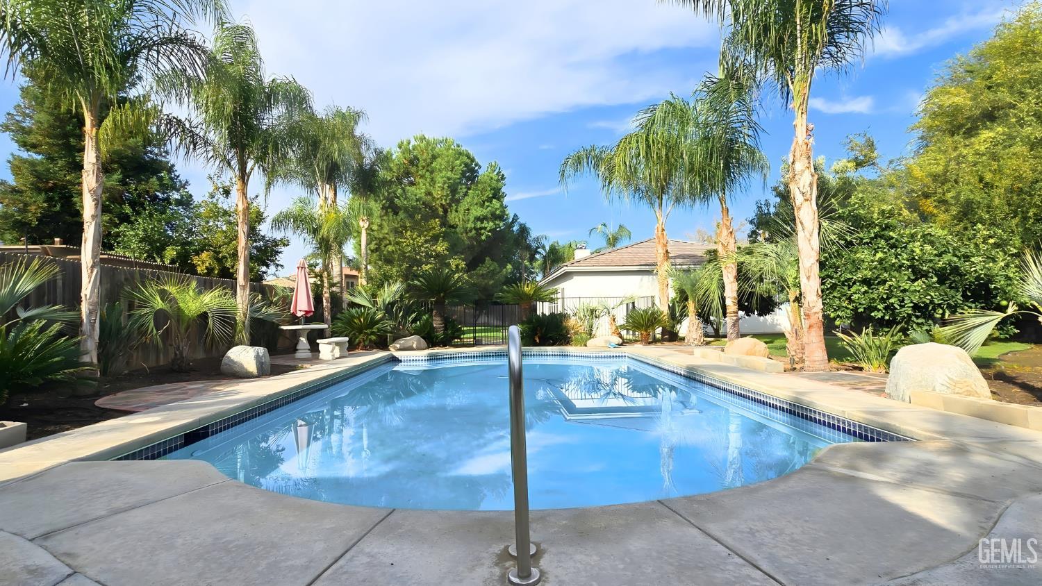 Bakersfield, California, 93311, United States, 4 Bedrooms Bedrooms, ,Residential,For Sale,1994851