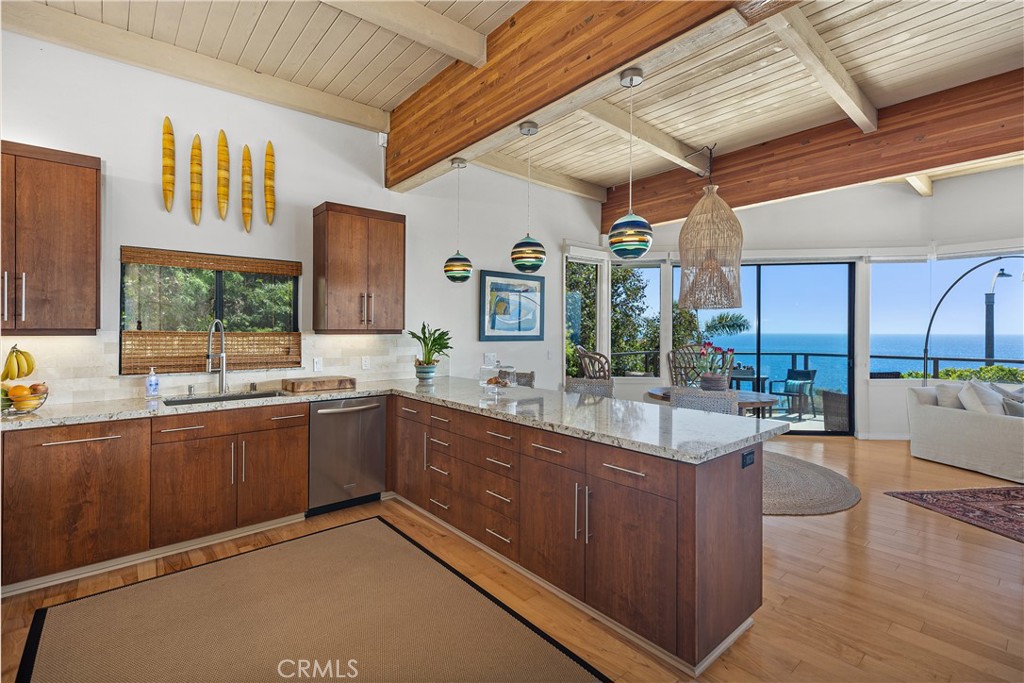 Laguna Beach, California, 92651, United States, 4 Bedrooms Bedrooms, ,4 BathroomsBathrooms,Residential,For Sale,1787523