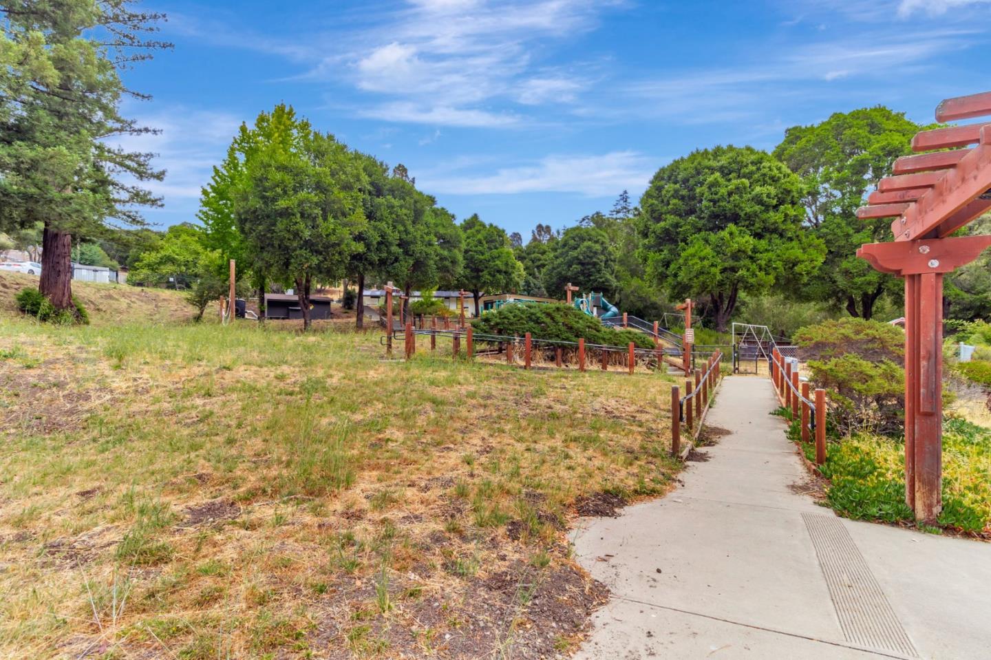 La Honda, California, 94020, United States, 1 Bedroom Bedrooms, ,1 BathroomBathrooms,Residential,For Sale,1989093