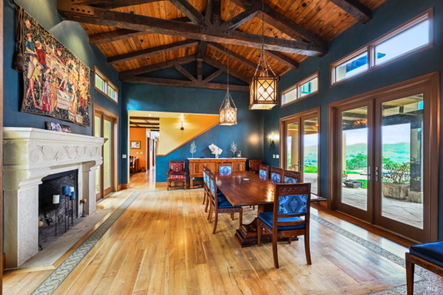 Cloverdale, California, 95425, United States, 5 Bedrooms Bedrooms, ,5 BathroomsBathrooms,Residential,For Sale,1759747