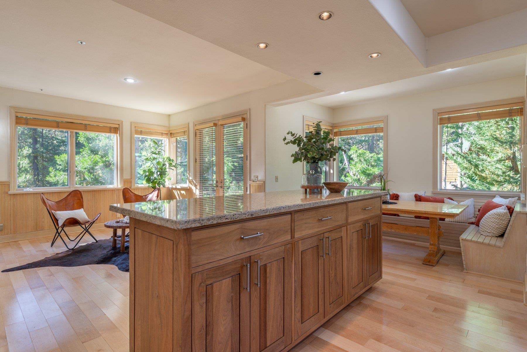 Olympic Valley, California, 96146, United States, 5 Bedrooms Bedrooms, ,4 BathroomsBathrooms,Residential,For Sale,1906750