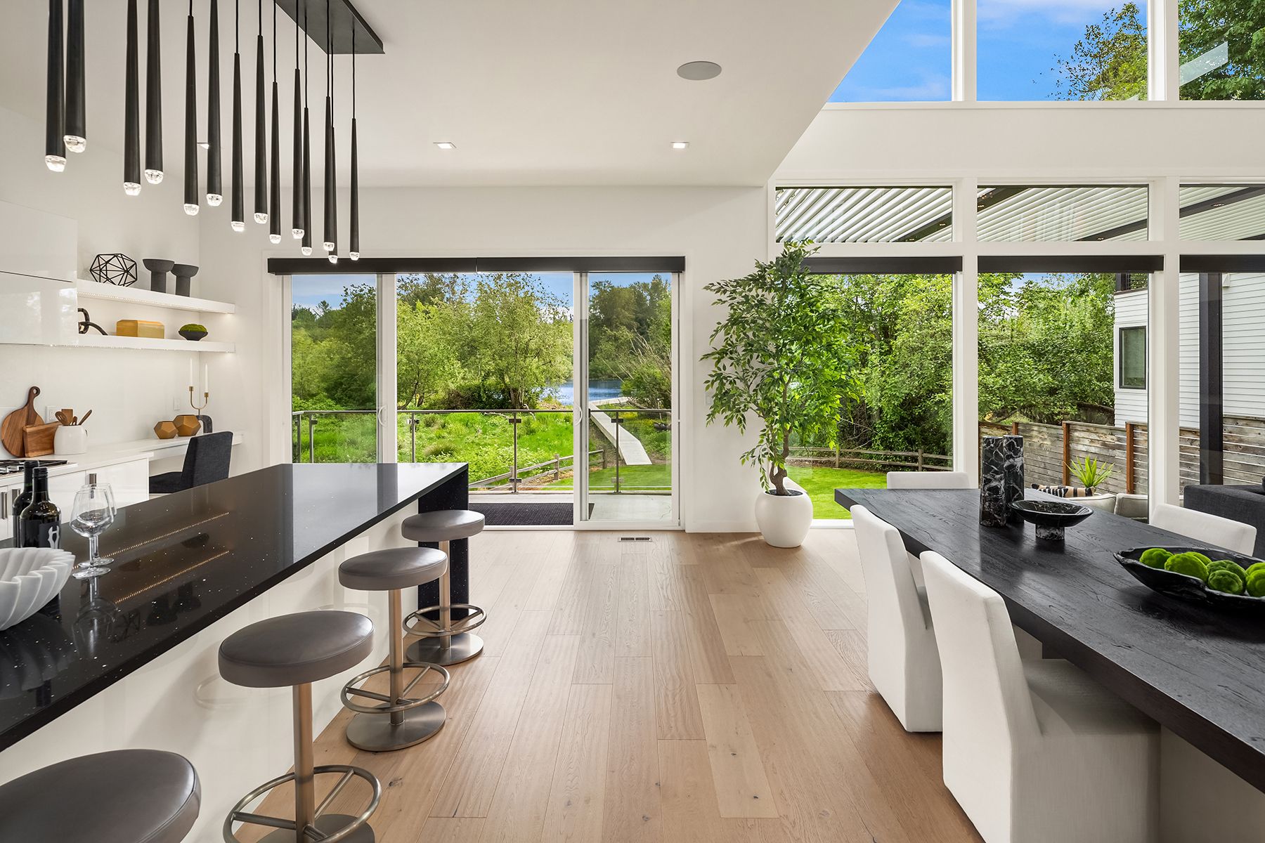 9622 Slater Ave NE, Kirkland, WA 98033 - 物件實景