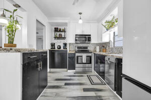 Lake Worth, Florida, 33467, United States, 3 Bedrooms Bedrooms, ,2 BathroomsBathrooms,Residential,For Sale,1981983