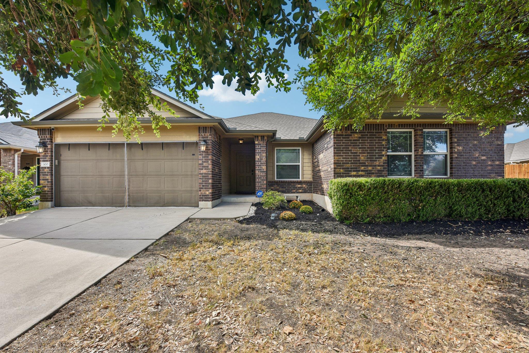Hendelson Ln, Hutto, TX 78634