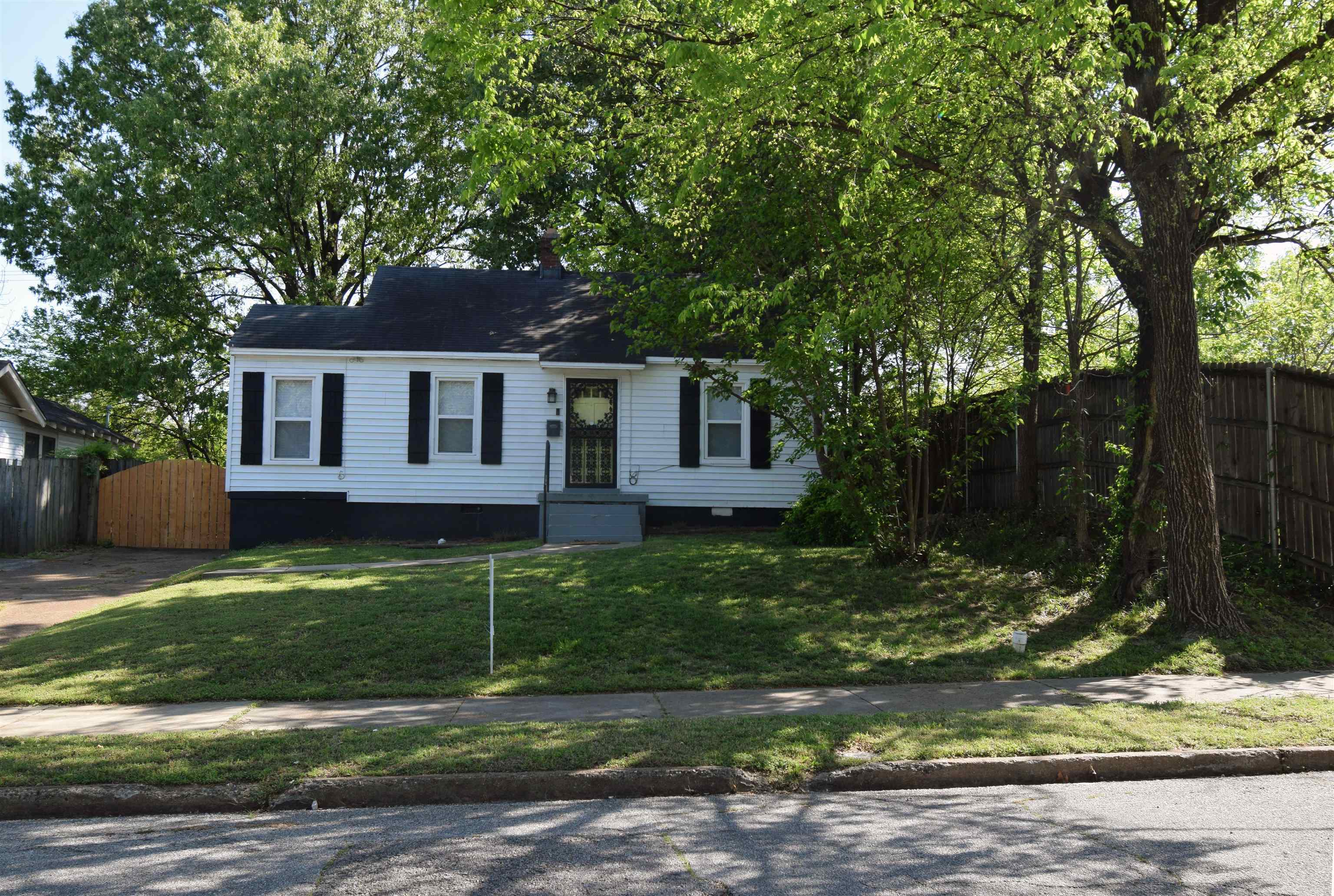 Marion Ave, Memphis, TN 38111