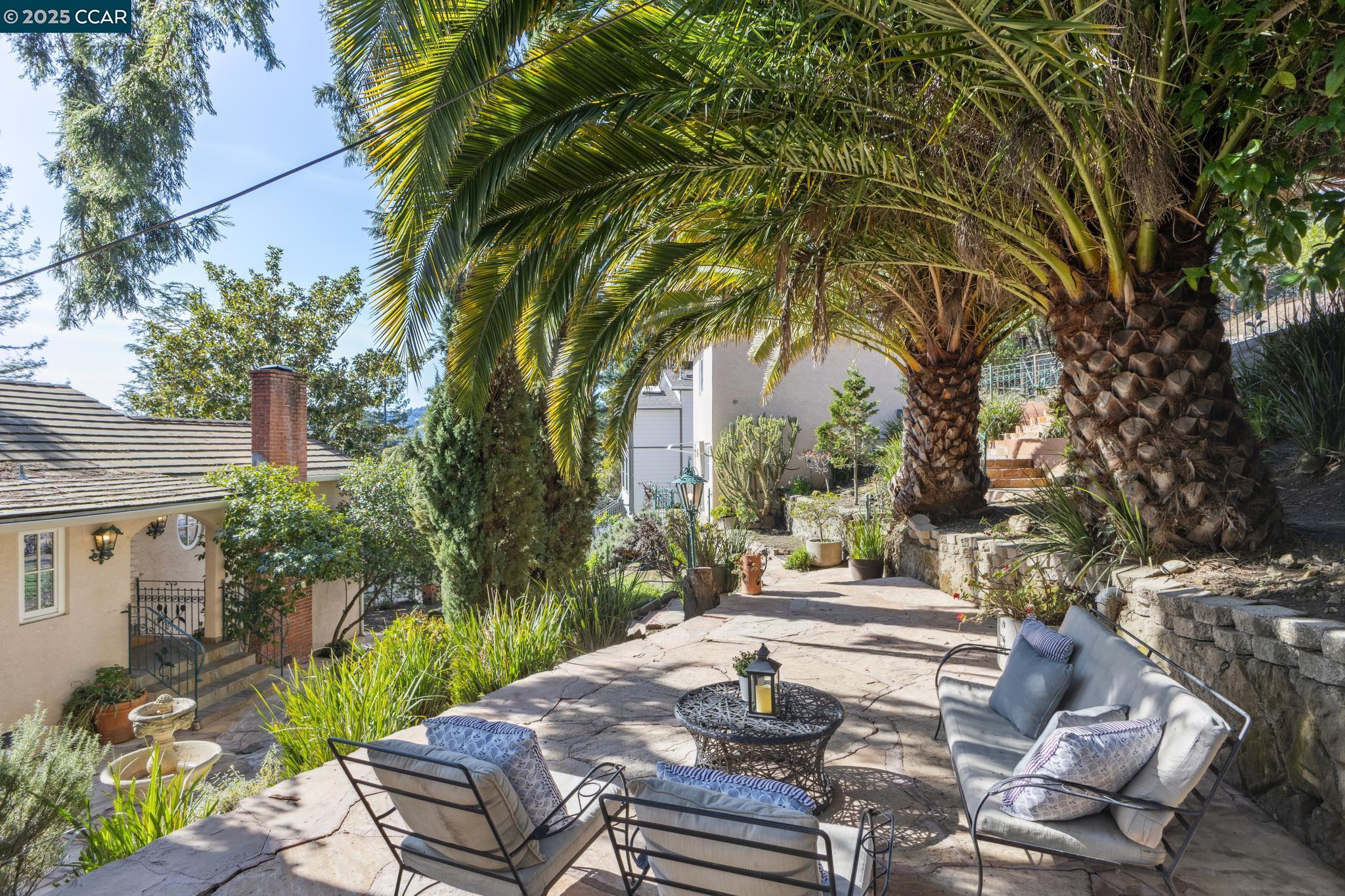 Orinda, California, 94563, United States, 4 Bedrooms Bedrooms, ,3 BathroomsBathrooms,Residential,For Sale,1804966
