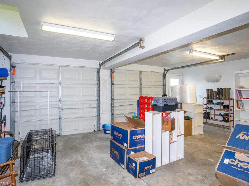 Virginia Beach Va, Virginia, 23457, United States, 4 Bedrooms Bedrooms, ,3 BathroomsBathrooms,Residential,For Sale,1989088